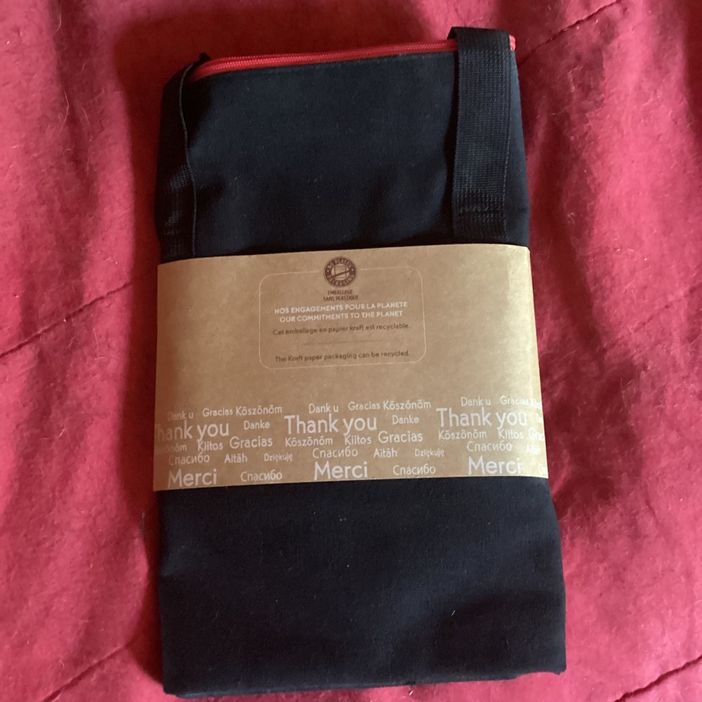 Canvas tote bag with zipper top - black and red